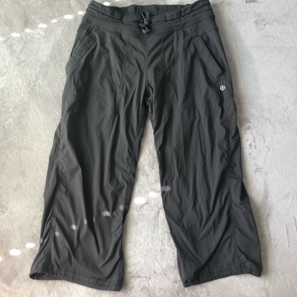 lululemon studio dance pants dark gray capri